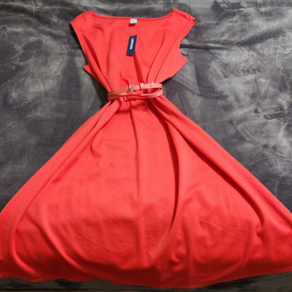 Old Navy T-length dress